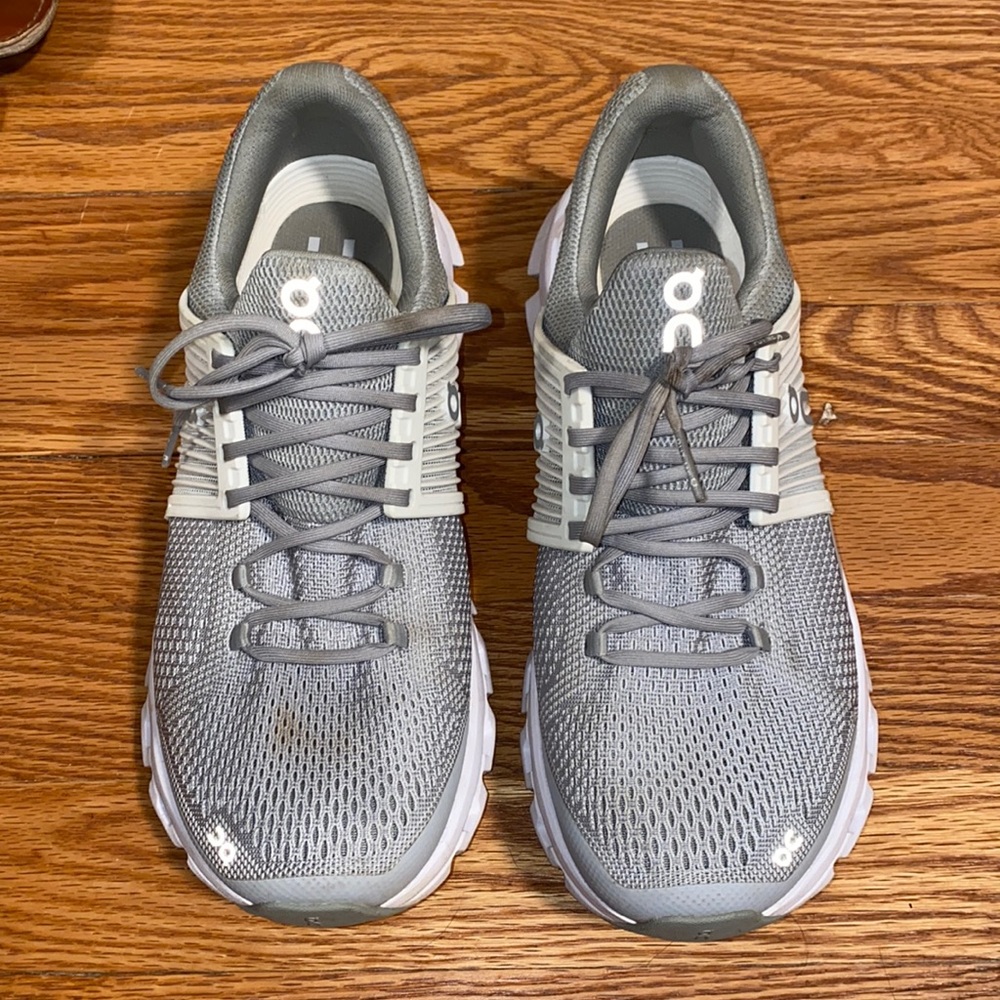 On Cloud Cloudswift Tennis Shoes